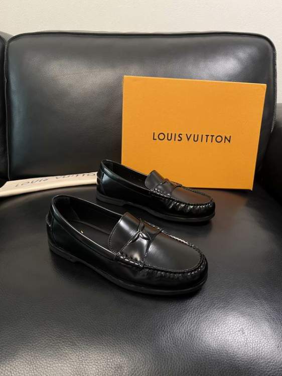 Picture of Louis Vuitton Shoes _SKULVsz39-44hnx060916099